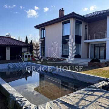 Лісова вул.