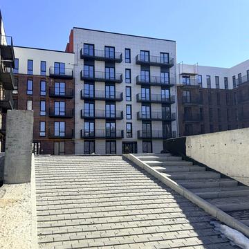 Лісова вул., (Будинок)