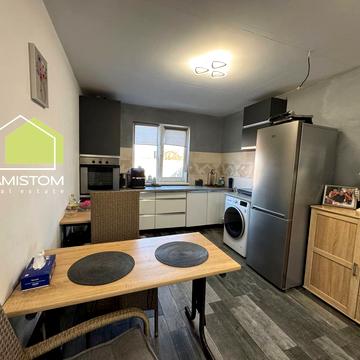 Полтавська вул., 23