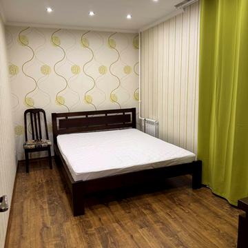 Поліська вул., 16