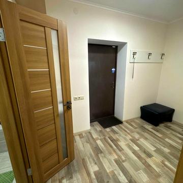 Уляни Кравченко вул., 8