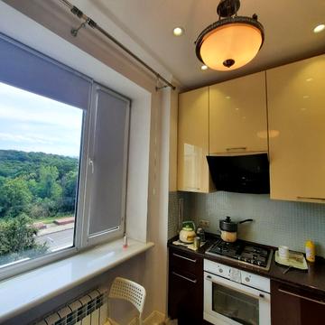 Голосіївський просп. (40-річчя Жовтня), 106/2