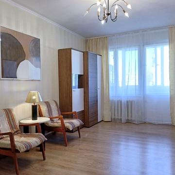 Левка Лукяненка вул. (Маршала Тимошенка), 7-Б