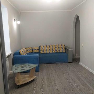 Джона Маккейна вул. (Івана Кудрі), 16-А