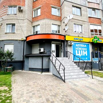 Кравчука вул., 15