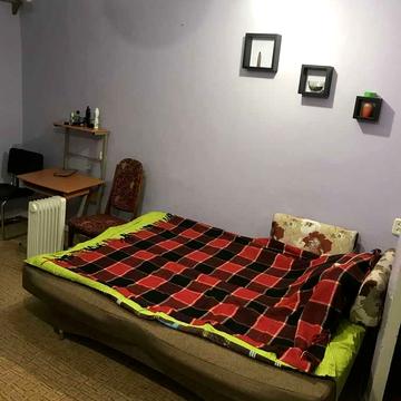 Мясоєдова вул., 1