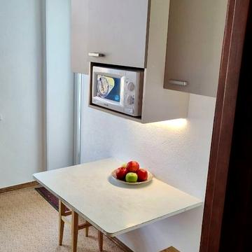 Китаєнка вул., 3б