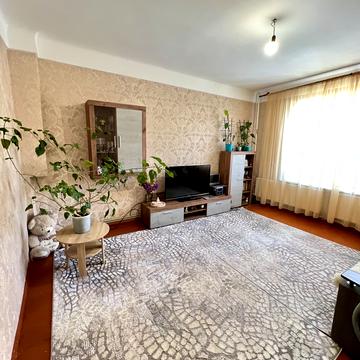 Героїв-земляків вул., 32