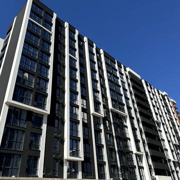 Романа Левицького вул., 4