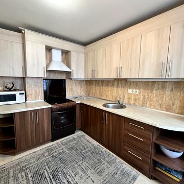 Євгена Чикаленка вул., 59