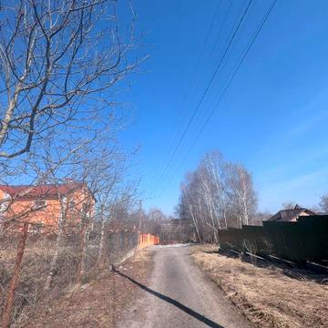 Михайла Грушевського вул., 52