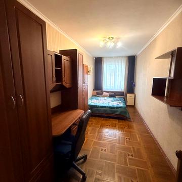 Євгена Танцюри вул., 37/43