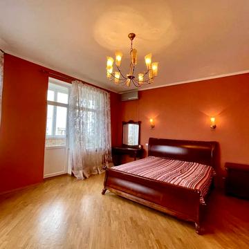 Несторівський пров., 6