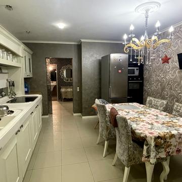 Вадима Гетьмана вул., 1-Б