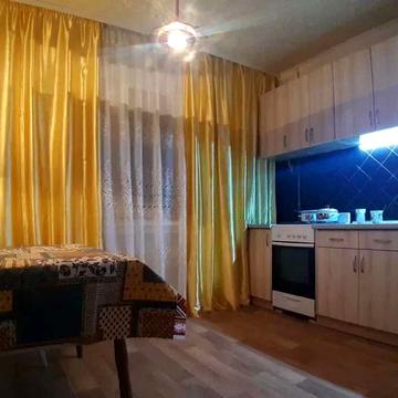 Європейського Союзу просп. (Правди), 98