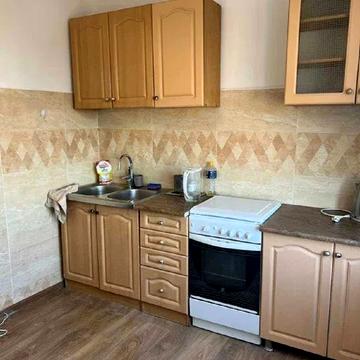 Івана Миколайчука вул., 1а