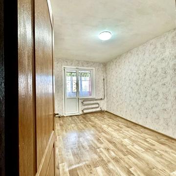 Героїв просп., 19