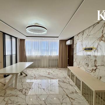 Співдружності вул., 10