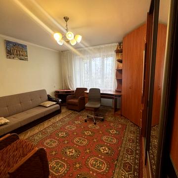 Роксоляни вул., 57