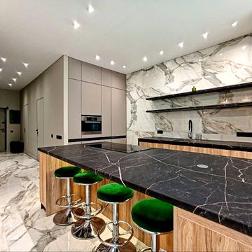 Староміська вул., 1/1