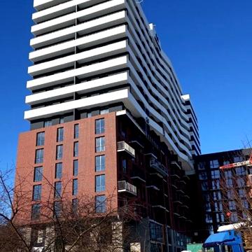 Соняшникова вул., (Будинок)