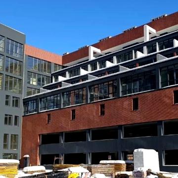 Соняшникова вул., (Будинок)