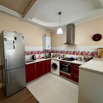 Костя Левицького вул. (), 52