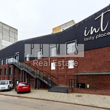 Шкільна вул. (Юрія Гагаріна), 7