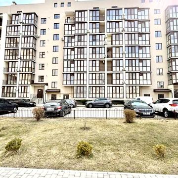 Миколаївська вул., 12