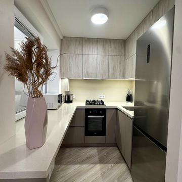 Джона Маккейна вул. (Івана Кудрі), 22-А