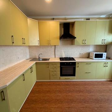 Карла Мікльоша вул., 7