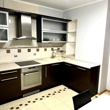 Феодосійський пров., 14-А