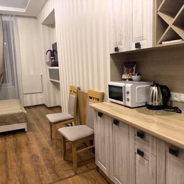 Староєврейська вул., 16