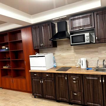 Трудова вул., 5/2