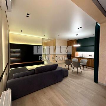 Андрія Верхогляда вул. (Михайла Драгомирова), 5