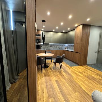 Зарічна вул., 6 к1