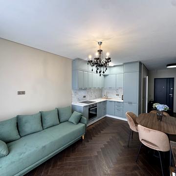 Дніпровська набережна вул., 15-Є