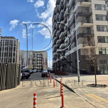 Олександра Олеся вул., 7