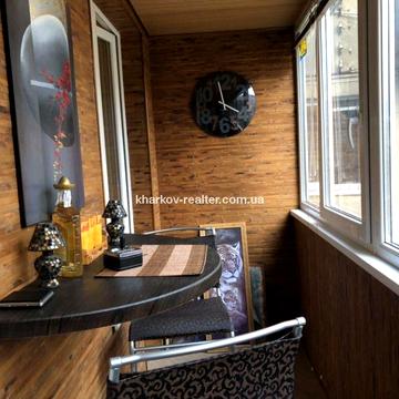 Чернишевська вул., 90