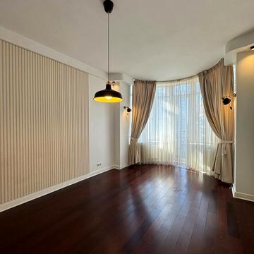 Золотоустівська вул., 52