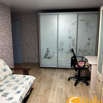 Запорізька вул., 7