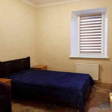 Старопортофранківська вул., 11