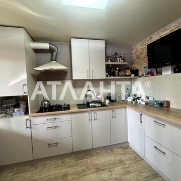 Космонавтів вул., 58/2