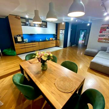 Княгині Ольги вул., 100г