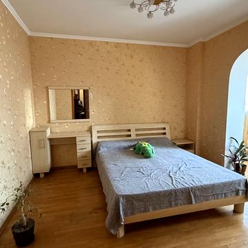 Миколи Бажана просп., 34