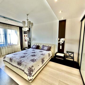 Михайла Максимовича вул. (Онуфрія Трутенка), 9-Б