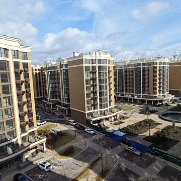 Мартинова просп., (вул. Молодіжна, 10)