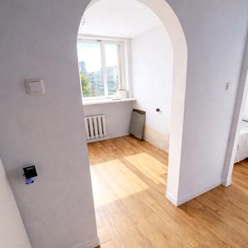 Набережна Перемоги вул., 50