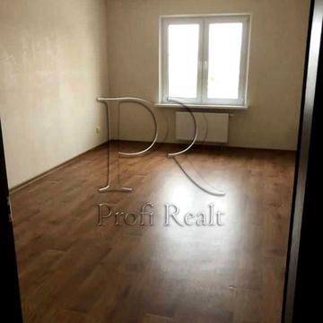 Коноплянська вул., 22-Б