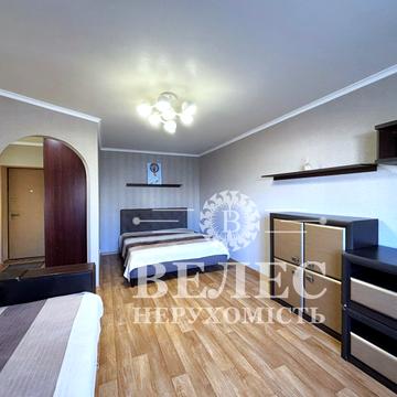 Симиренка вул., 7-А